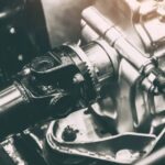 آشنایی با میل گاردان خودرو؛ کاربردها، انواع و علائم خرابی آن